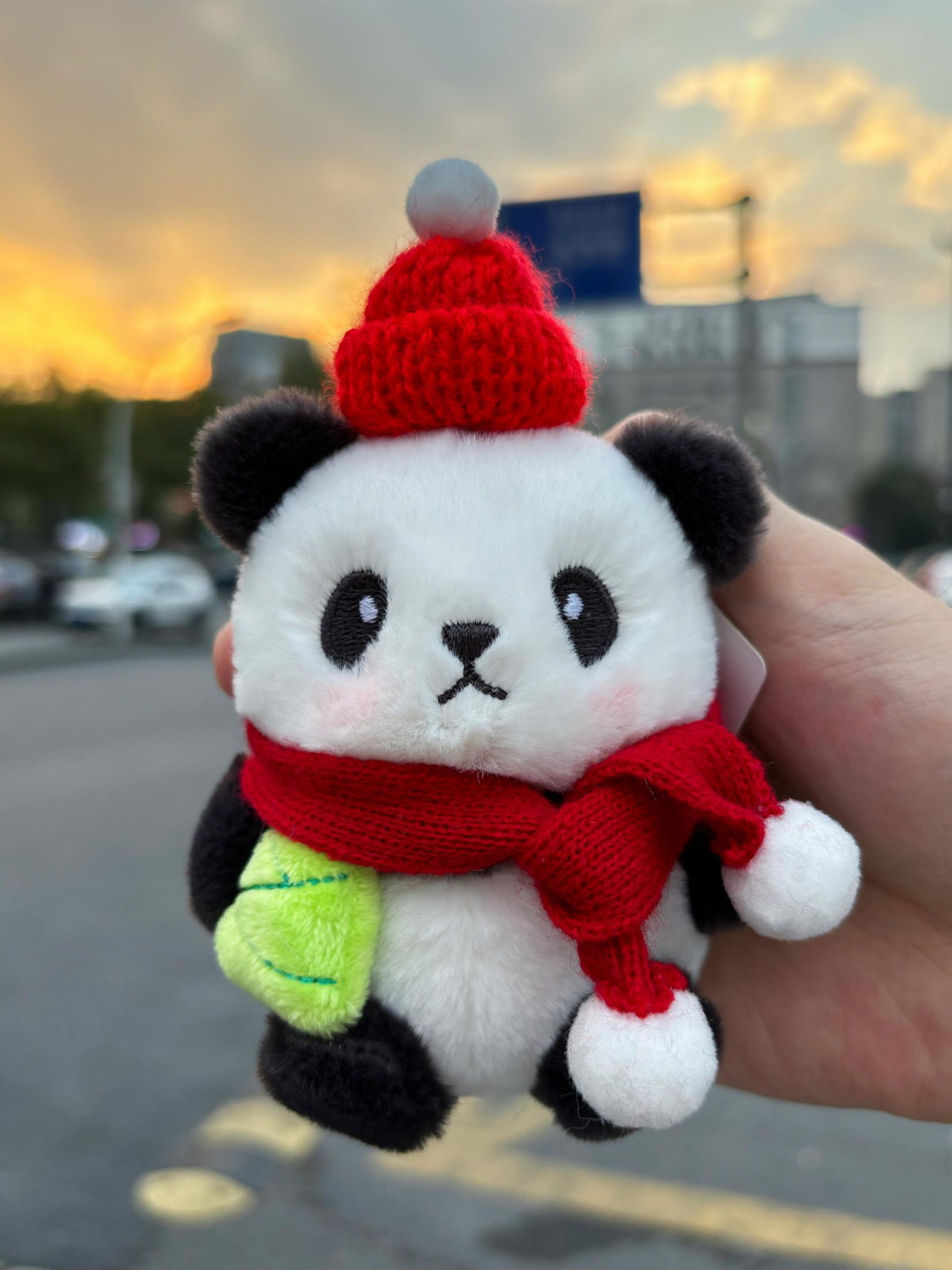 新年熊猫挂件爷爷毛绒公仔玩偶钥匙扣成都基地纪念品宽窄巷子周边
