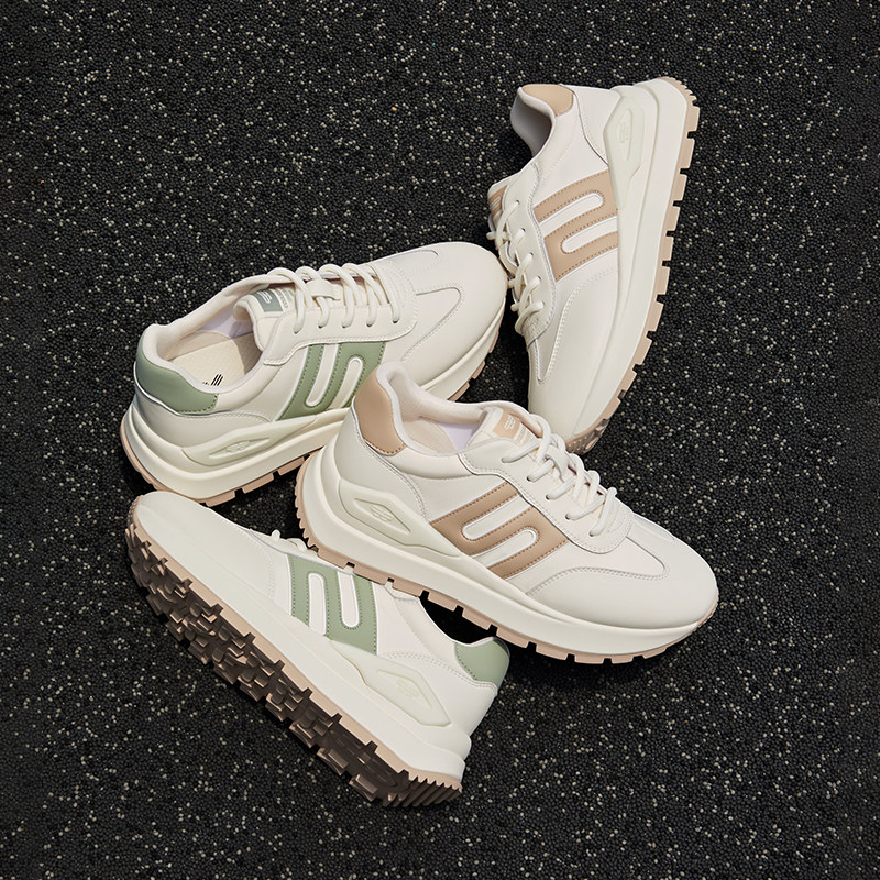  百丽时尚休闲鞋