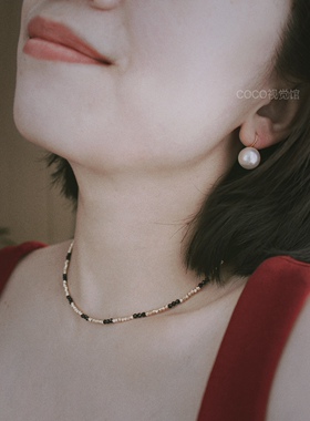 复古高级项链黑尖晶女