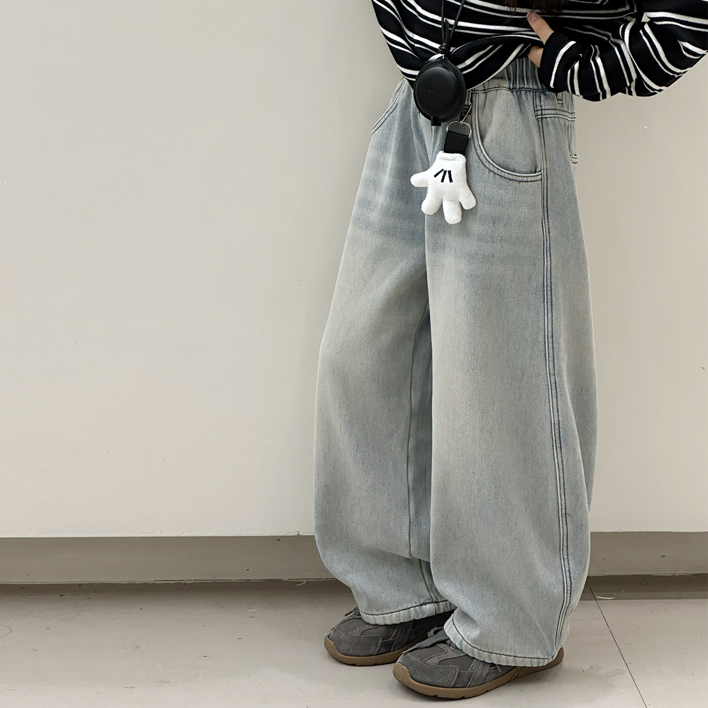 女童时尚设计感牛仔裤2026春秋新款女大童宽松百搭阔腿裤儿童裤子,淘宝优惠券,粉丝福利购,淘宝优惠卷