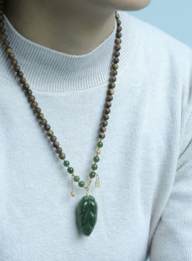 越南芽庄白棋楠沉香项链女款新中式国风时尚复古感脖挂链配和田玉