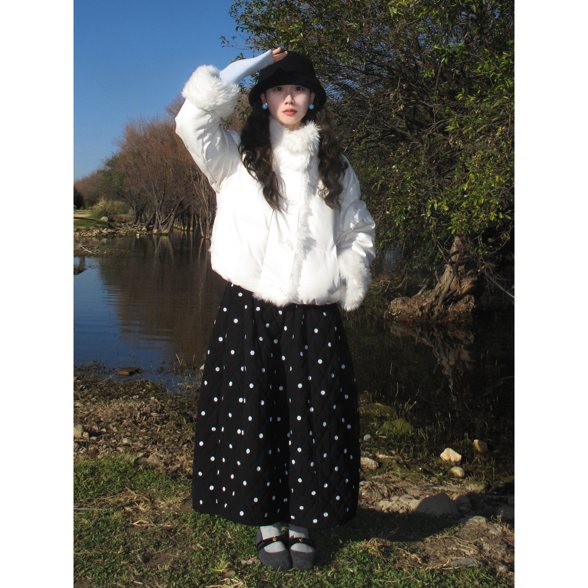 日系复古黑色波点菱格夹棉半身裙女冬加厚灯芯绒松紧腰蓬蓬花苞裙,淘宝优惠券,粉丝福利购,淘宝优惠卷