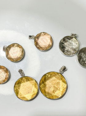 天然大卫星纯银包边吊坠