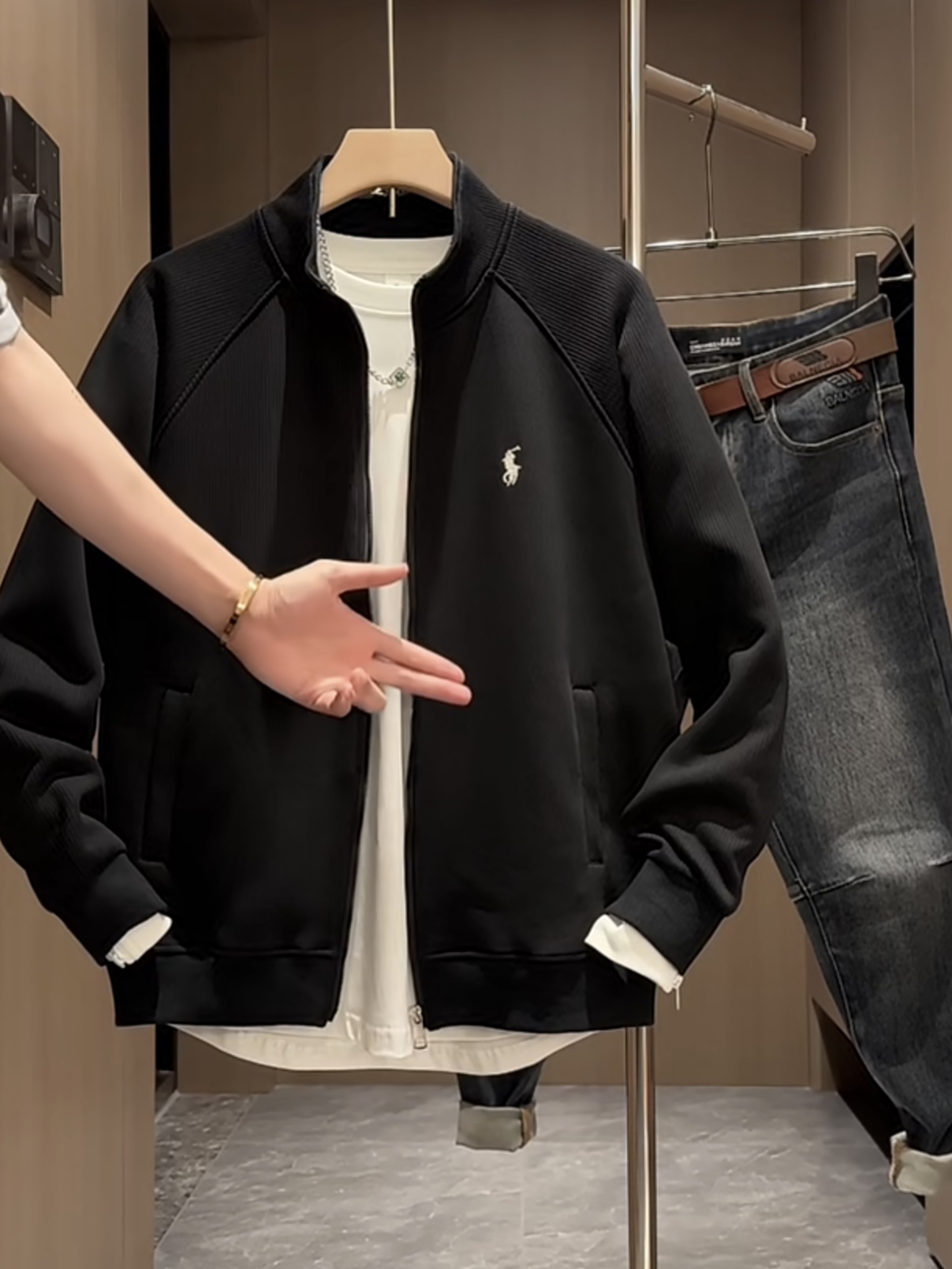 2025秋季新款男士立领外套潮流简约百搭运动休闲夹克针织开衫卫衣 - 图3