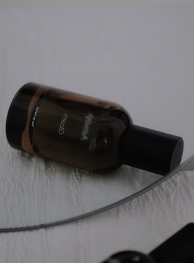 炽 hwyl 悟 tacit 馥 rozu 薄暮 gloam 香水试香小样