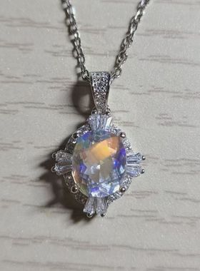 天然彩虹月光吊坠刻面彩虹光全净体精灵一般 8*10mm精工银镶