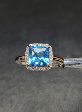 公主方托帕石戒指 正反面切割 瑞士蓝  方形7mm 独特切割格外的亮
