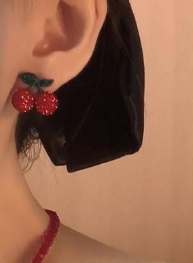 精致小巧红色满钻樱桃耳钉甜美潮
