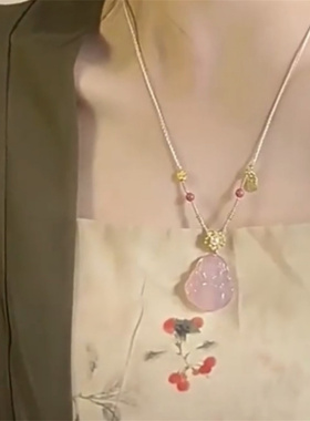 新中式冰透玉髓佛公吊坠项链轻奢