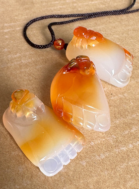 正宗天然正品玉髓脚丫吊坠