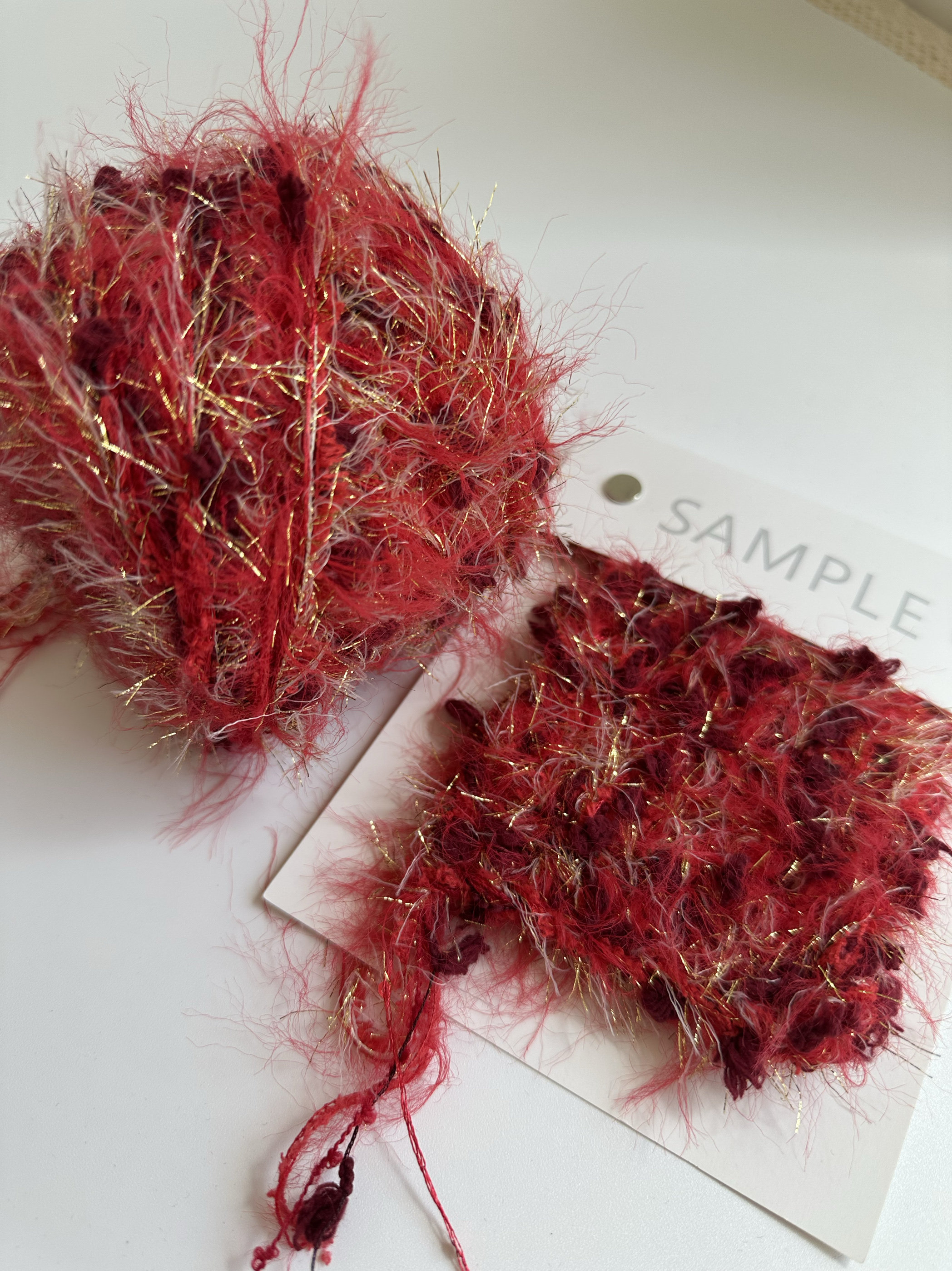 手混线【烈焰】红色围巾线diy围脖钩织帽子秋冬季送女友闺蜜毛线,淘宝优惠券,粉丝福利购,淘宝优惠卷