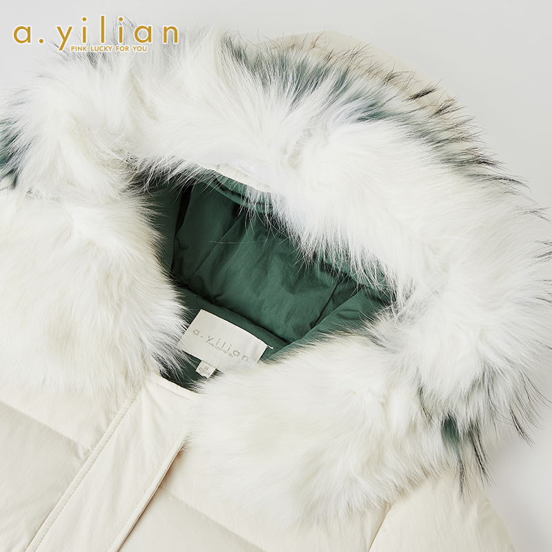 阿依莲正品2021年新款女冬白鸭绒 ayilian羽绒服