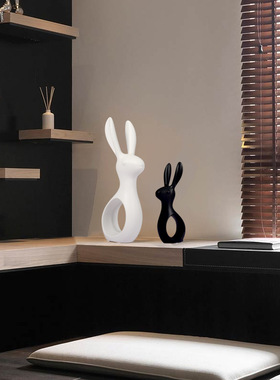 北欧风家居客厅陶瓷酒柜装饰品