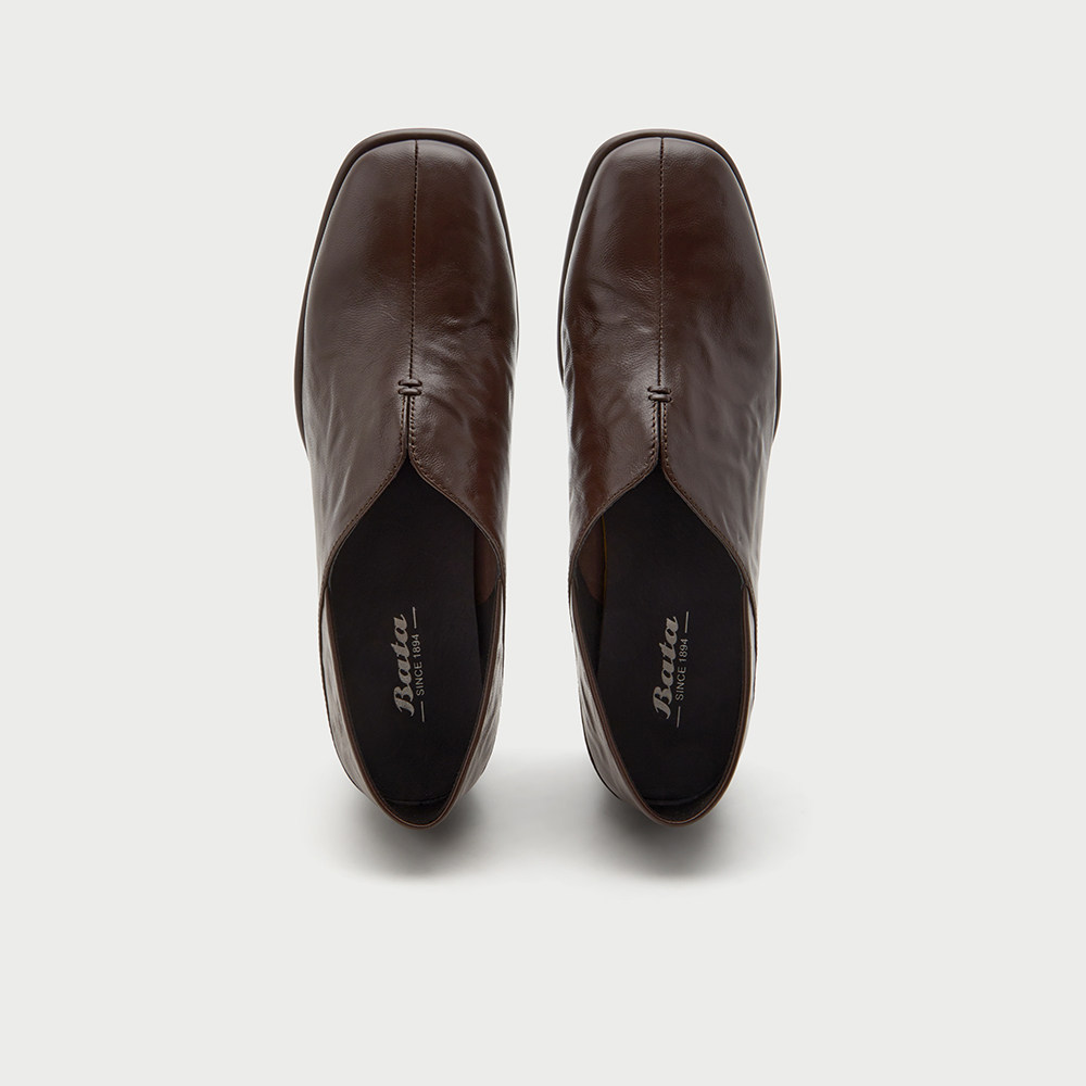 Bata深口单鞋女2026春季商场新款时尚粗跟抓纹羊皮单鞋AAH23AM6,淘宝优惠券,粉丝福利购,淘宝优惠卷