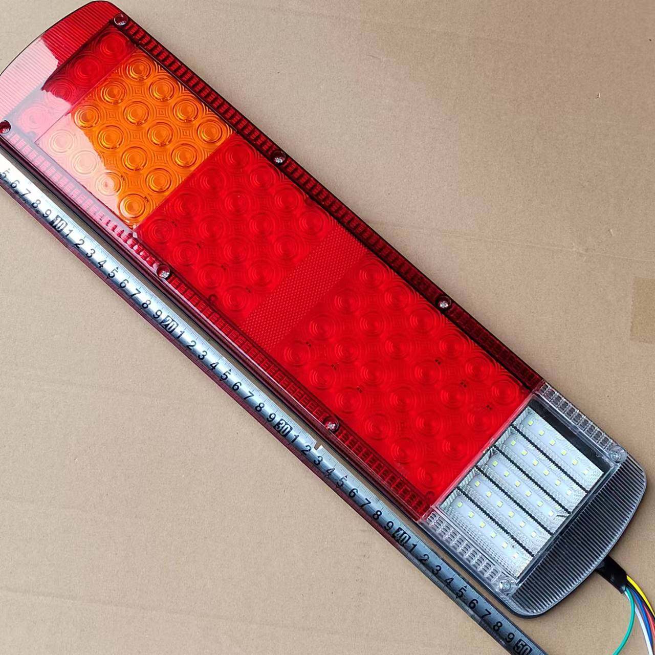 平镜LED斯太尔后尾灯总成货车24V超亮倒车转向灯刹车电子尾灯防水,淘宝优惠券,粉丝福利购,淘宝优惠卷