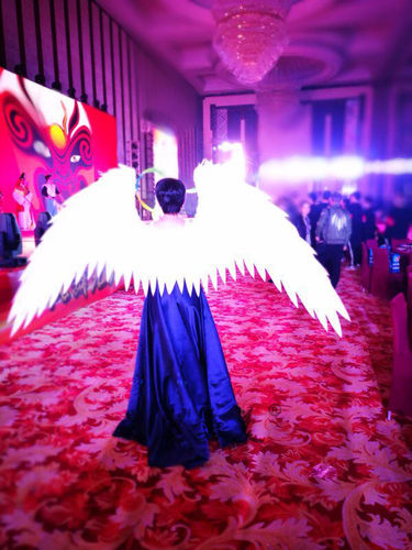 cosplay白色绒布羽毛天使翅膀开业车展成人模特走秀道具卡通游戏 - 图2