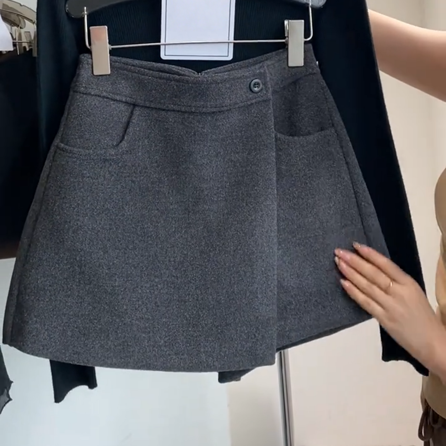 胖mm秋冬加厚毛呢半身裙高腰显瘦不规则斜边呢子a字裙口袋短裤裙,淘宝优惠券,粉丝福利购,淘宝优惠卷