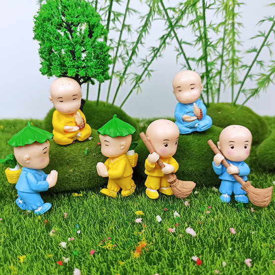 Mini zen style succulent landscaping car novice monk