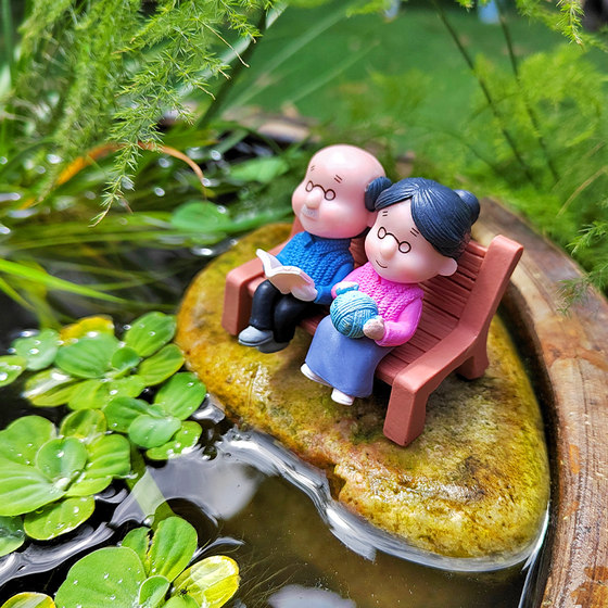 Mini grandparents micro landscape ornaments