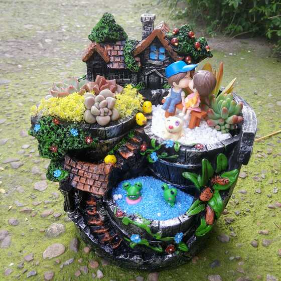 Sky garden succulent green plants micro landscape tree house flower pot