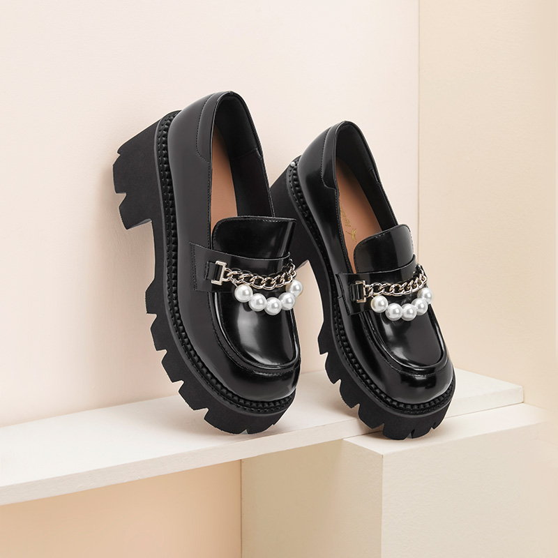 红蜻蜓女鞋官方旗舰店红蜻蜓乐福鞋女春秋新款暗黑珍珠小皮鞋日系JK鞋子厚底鞋WFB313611