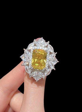 金丝雀碧玺皇冠水滴宝石项链 苏富比 镀18K金 暮光黄雪花锆石耳环