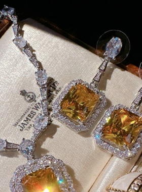 金丝雀碧玺色长方宝石蛇纹项链 珠光莱茵 镀18K金 暮光黄锆石耳环