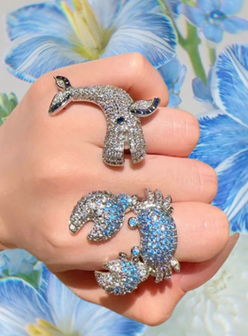 漂洋过海的螃蟹宝石戒指 古董感 镀18K金 渐变水蓝 鲸鱼锆石戒指