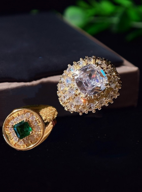 法拉赫弧形宝石戒指 古董感 镀18K金 凸圆形祖母绿 锆石戒指