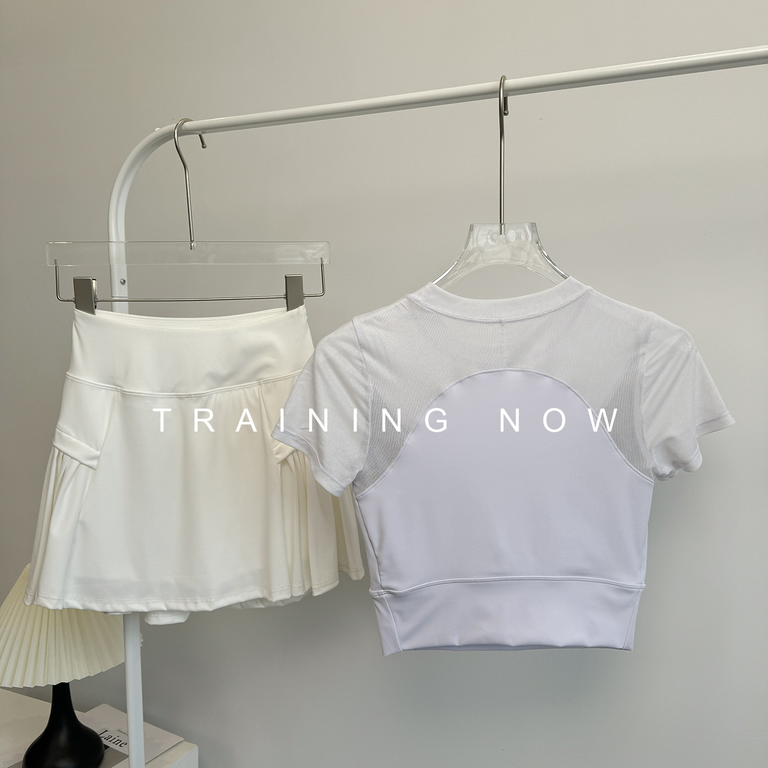 羽毛球健身套装女夏季带胸垫瑜伽锻炼短袖高颜值跑步速干运动服,淘宝优惠券,粉丝福利购,淘宝优惠卷