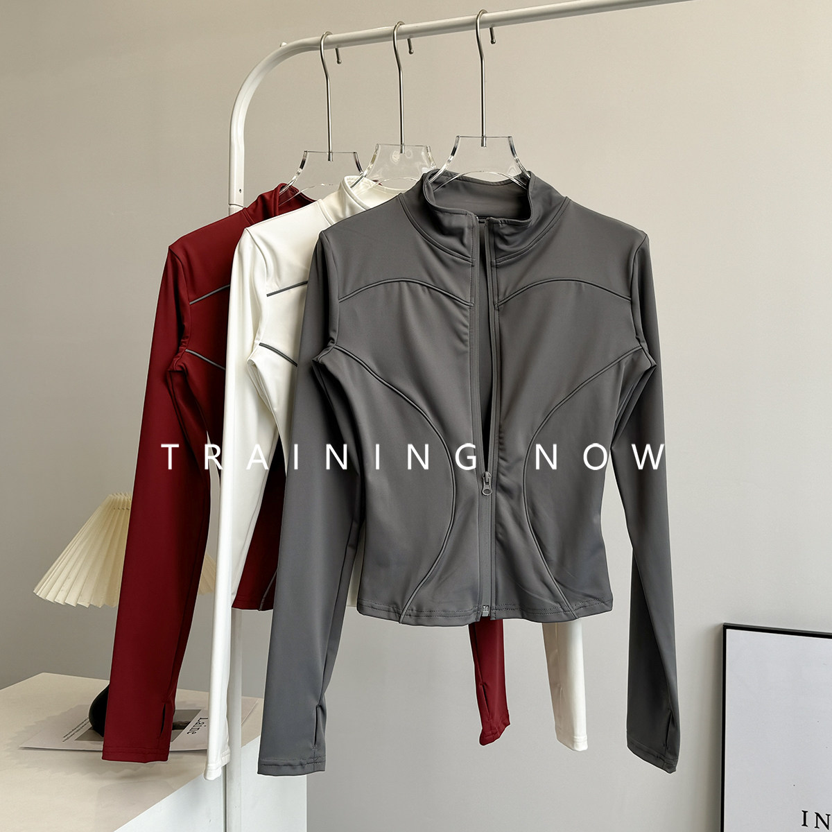 瑜伽服上衣秋冬修身休闲运动外套网红反光速干透气瑜伽服长袖女,淘宝优惠券,粉丝福利购,淘宝优惠卷