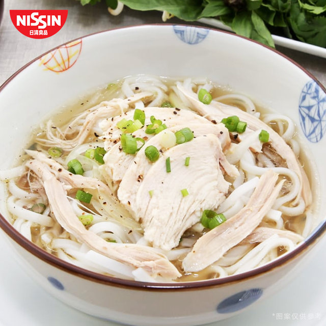Nissin imported Vietnamese Pho bagged instant noodles