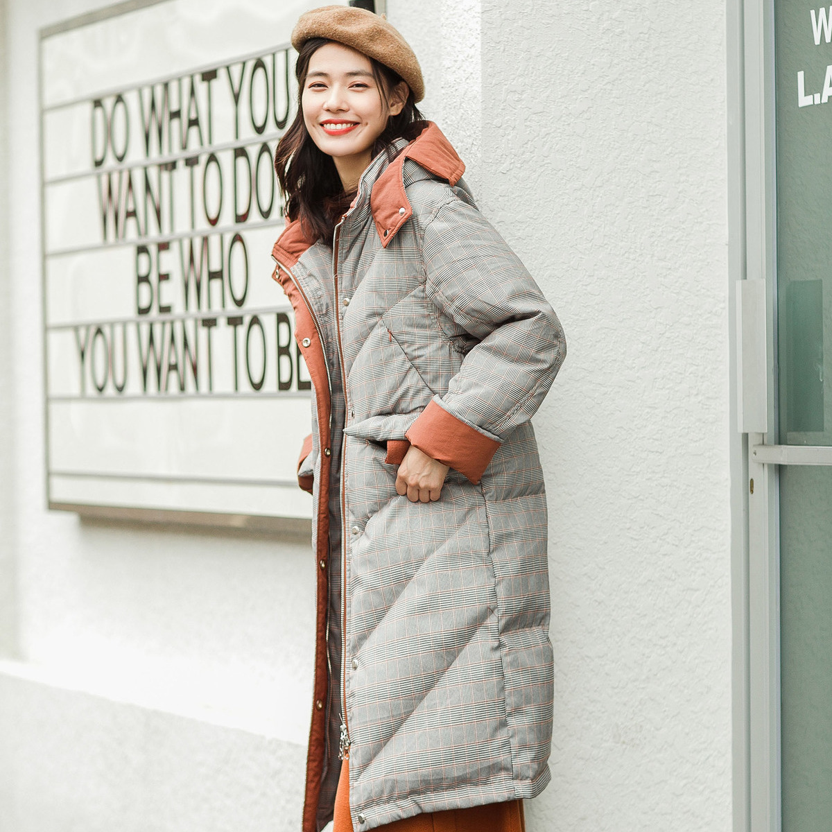 茵曼旗舰店茵蔓文艺小格子女羽绒服 茵曼翰飞羽绒服