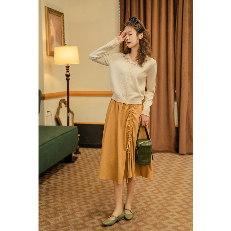 茵曼旗舰店2020早秋款软奶针织衫 茵曼翰飞毛衣