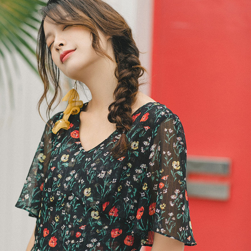  茵曼翰飞连衣裙