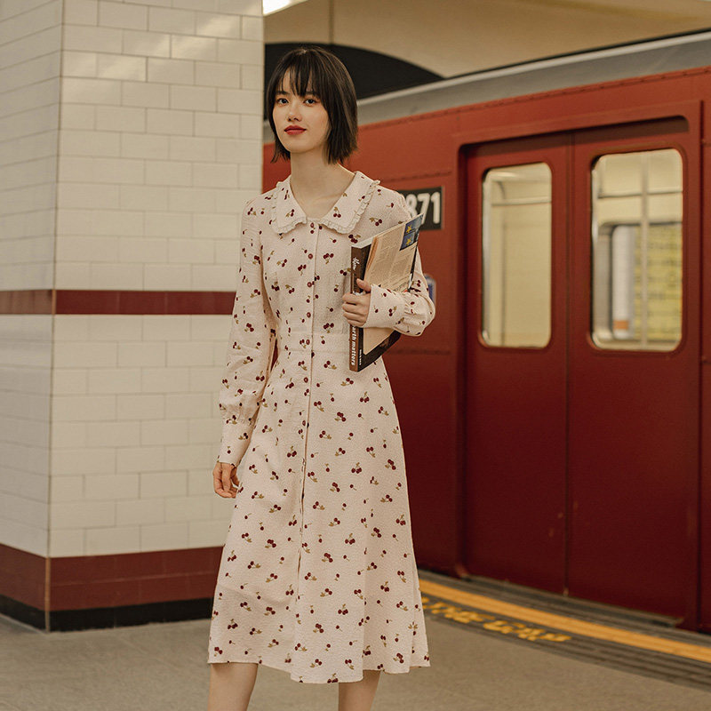 茵曼秋装2020年新款盐系樱桃连衣裙 茵曼翰飞连衣裙