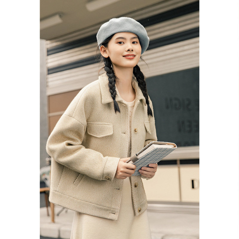 茵曼2020冬装新款秋季轻熟风夹克 茵曼翰飞短外套