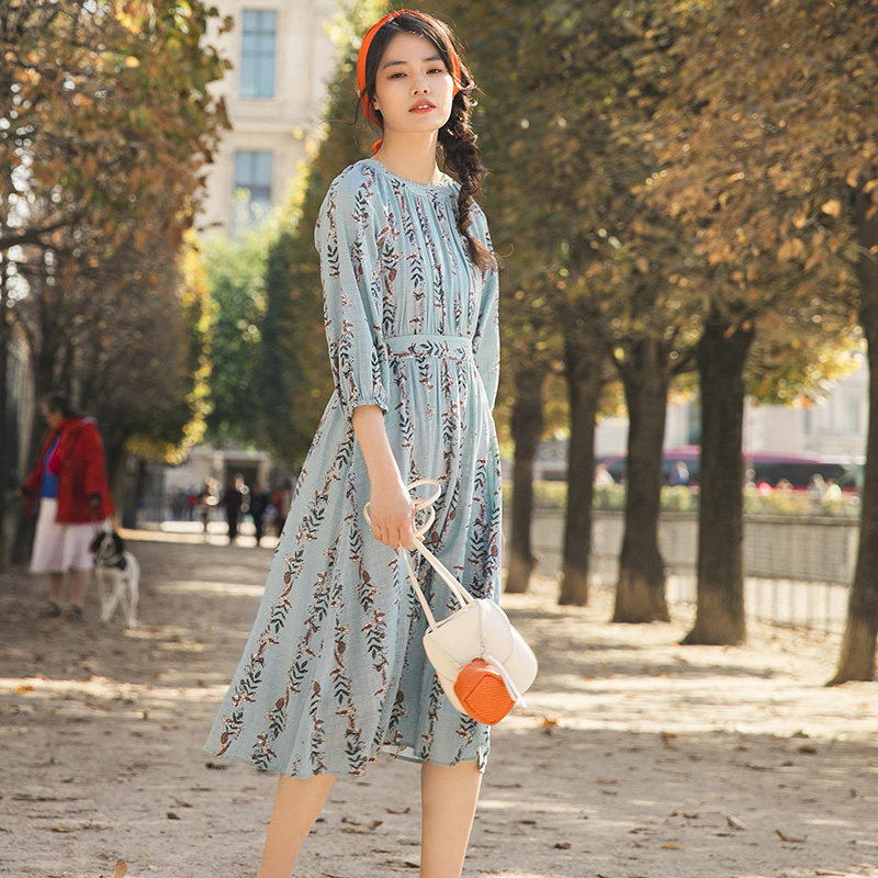  茵曼翰飞连衣裙