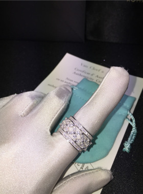 四叶草马眼钻925纯银奢华女