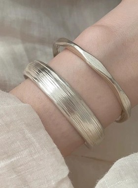 古法哑光银色素圈手镯轻奢小众