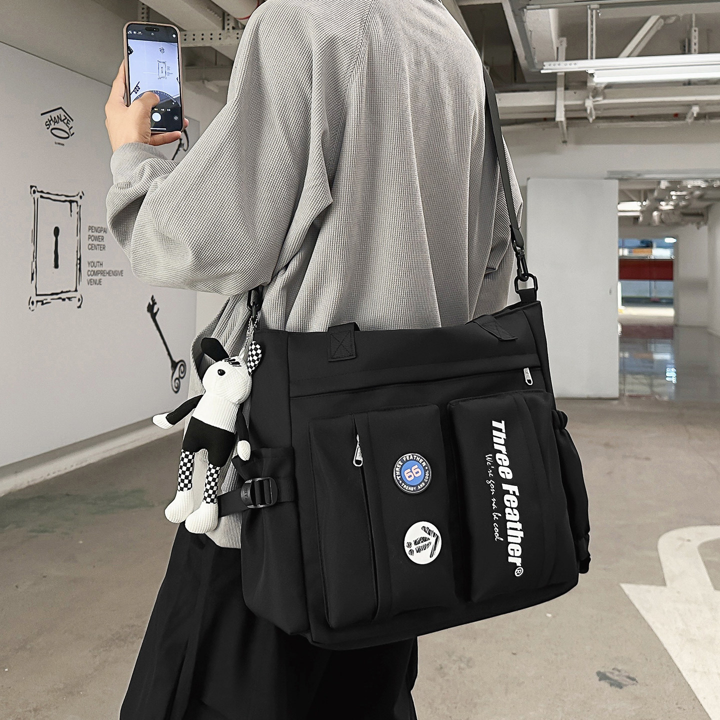 工装潮牌斜挎包男生学生上课补习包手提手拎补课袋大容量单肩背包,淘宝优惠券,粉丝福利购,淘宝优惠卷