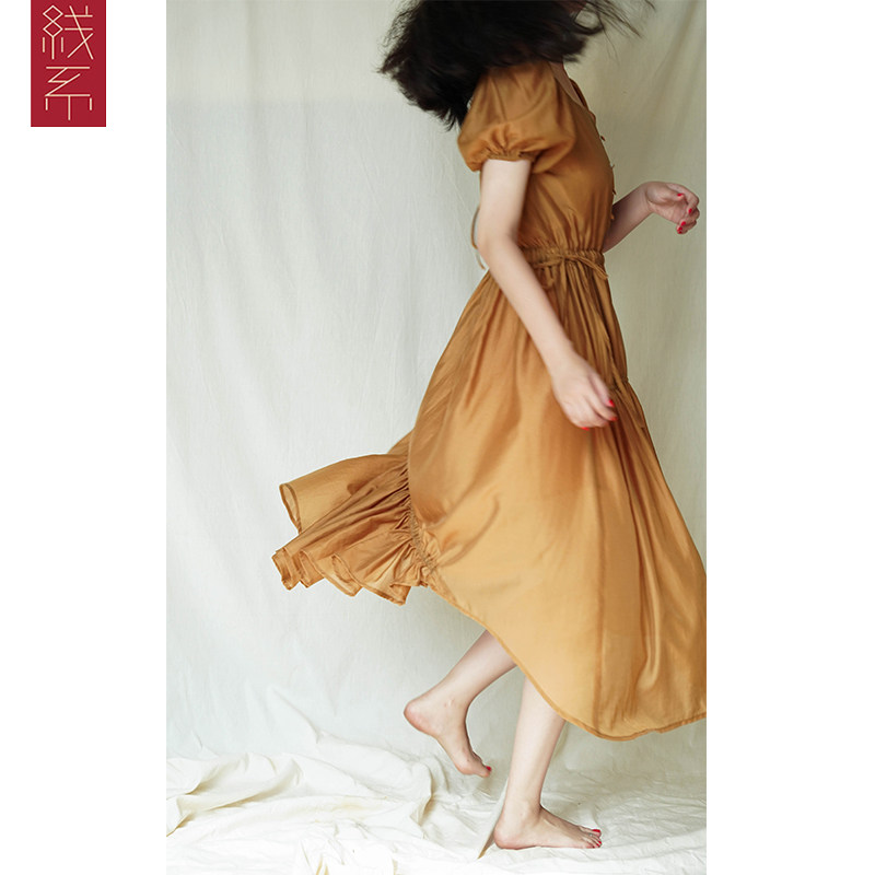 绿色2022新款独特设计感法式连衣裙 线系服饰连衣裙