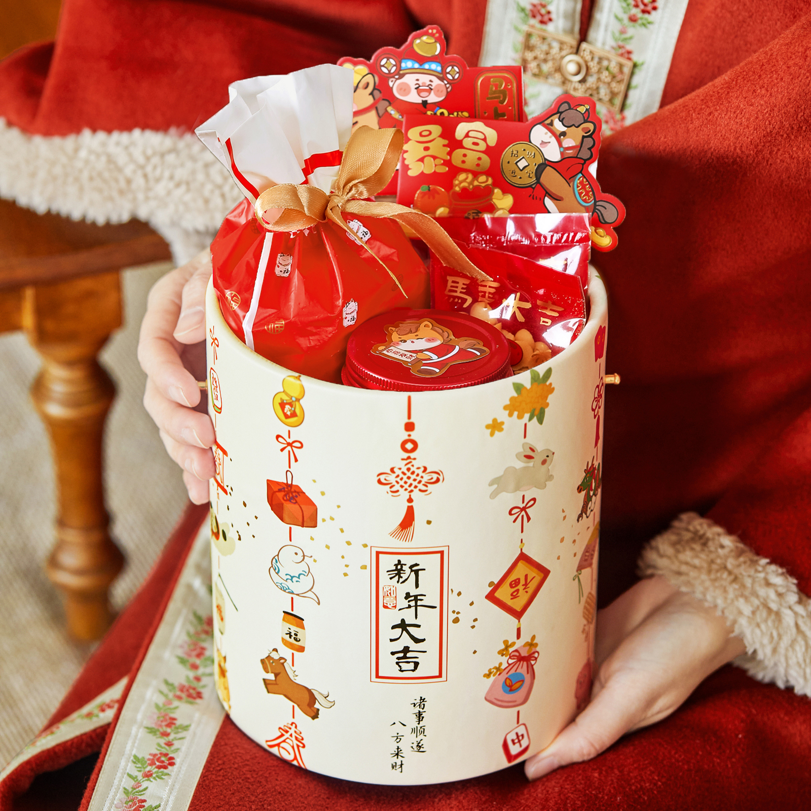 2026新年马年中式礼盒包装烘焙曲奇饼干糖果圆桶春节高端礼品盒空 - 图0