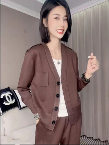 休闲时尚套装女2024秋新款气质V领开衫外套小脚裤显瘦高档两件套 - 图1