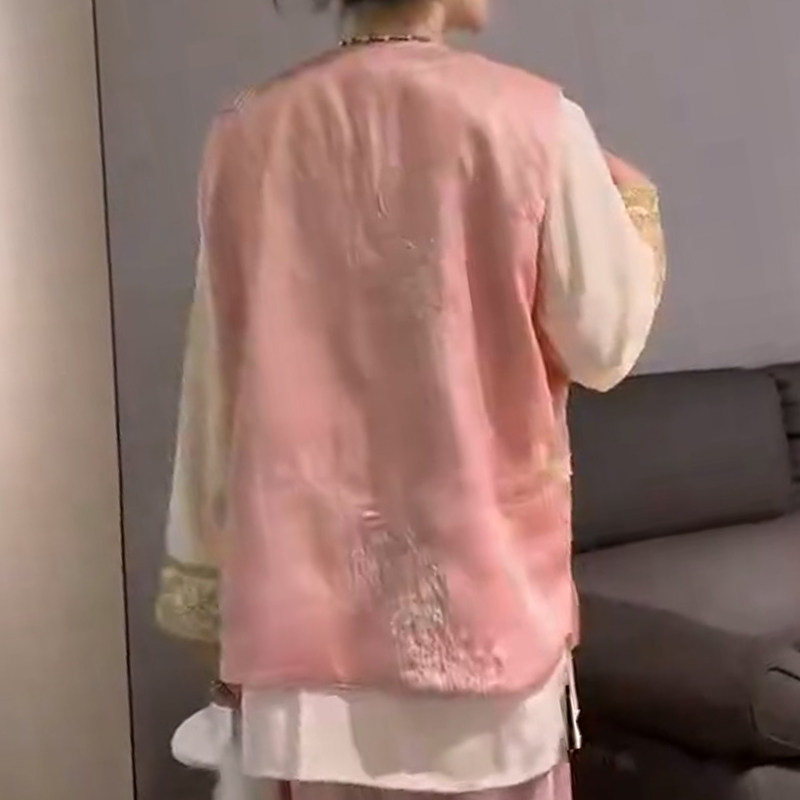 新中式复古坎肩马甲女休闲马夹胖mm显瘦2026春冬新款宽松大码女装,淘宝优惠券,粉丝福利购,淘宝优惠卷