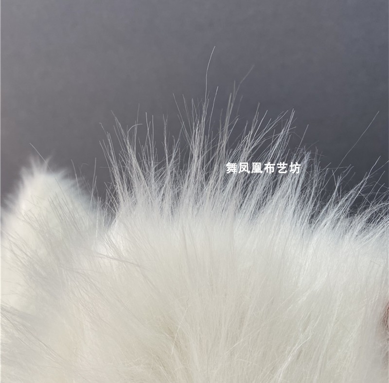 长毛怪 白色海派长毛绒皮草布料 柜台展示玩具地摊毛垫大毛料面料 - 图3