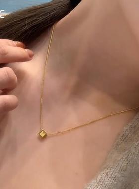 简约金色小方糖项链女款2026新款高级感轻奢小众气质锁骨链春夏季