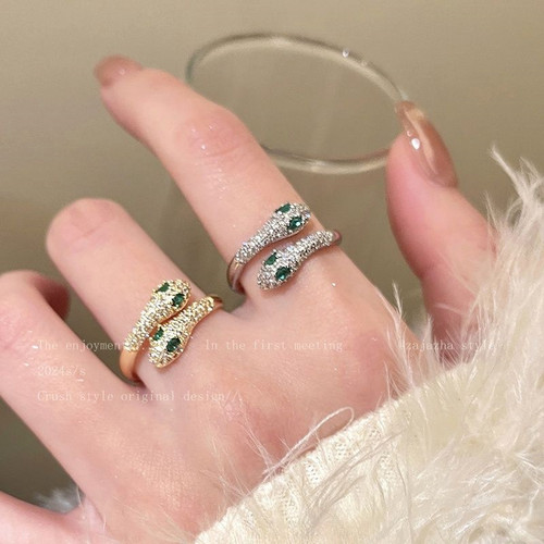 金色锆石双头蛇戒指女2025新款本命年开口食指戒小众设计独特指环 - 图0