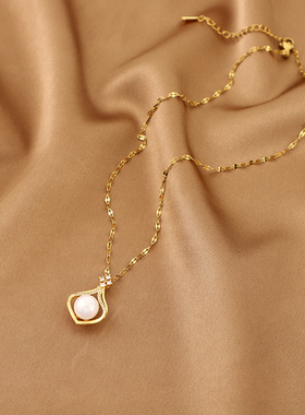 珍珠钛钢嘴唇链女式不掉色项链