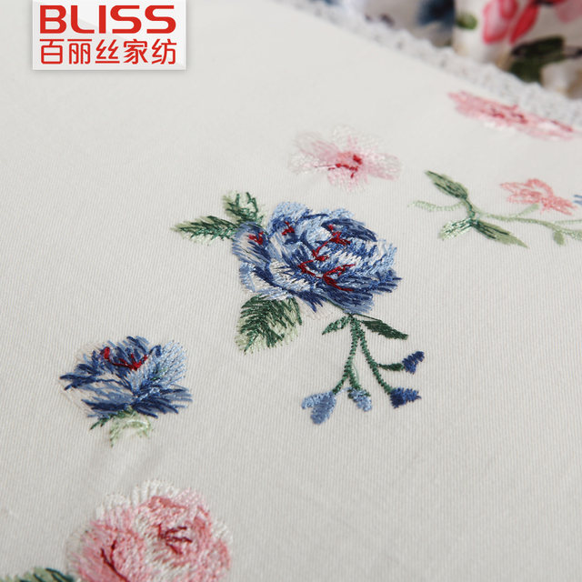 Belle Mercury's cotton twill four-piece set for double small floral ruffle embroidered quilt cover sheets and bedding products